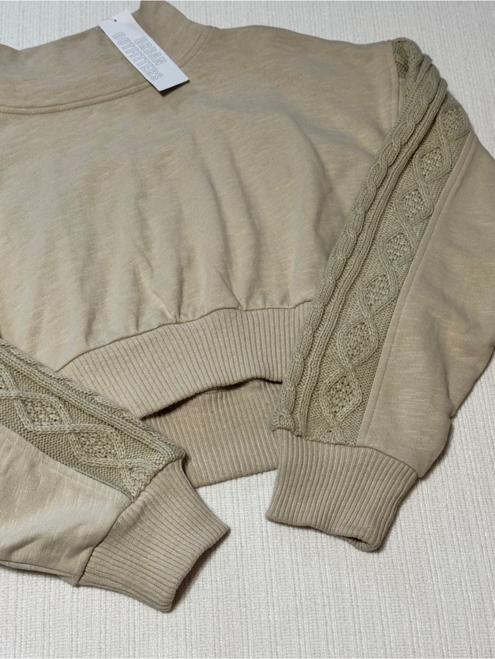 NWT Urban Outfitters Cable Knit Sleeve Mock Neck Cropped Sweatshirt / Beige / M - Picture 2 of 4